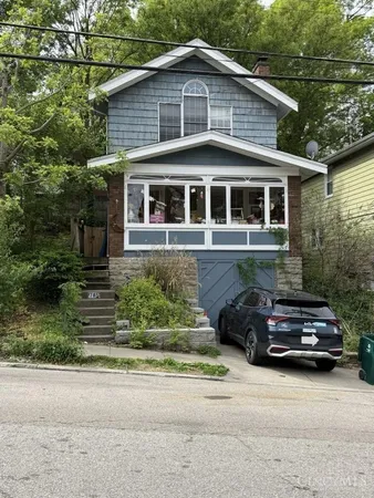 $1,700 | 705 Riddle Road, Cincinnati, OH 45220