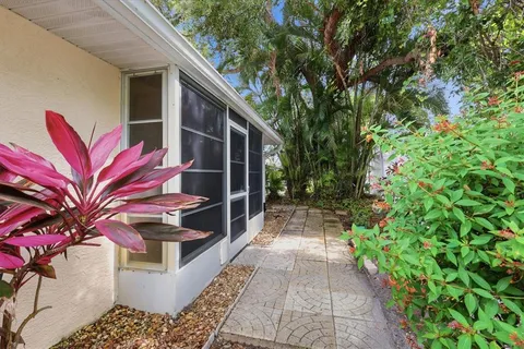 $274,999 | 608 Tyson Terrace, Unit 8, Venice, FL 34285