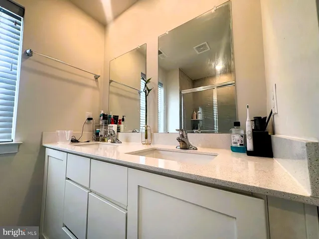 $447,000 | 7573 Clayton Avenue, Coopersburg, PA 18036