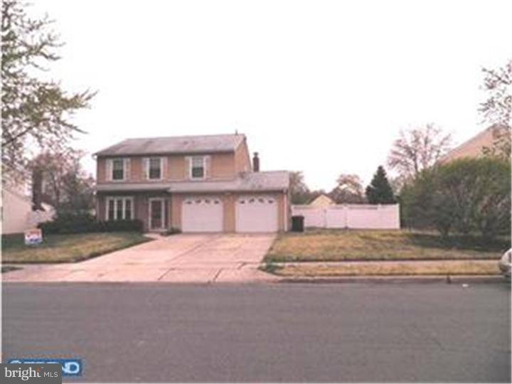 7 Edinburgh Road Blackwood, NJ 08012 - Photo 1 of 1 Exterior Front