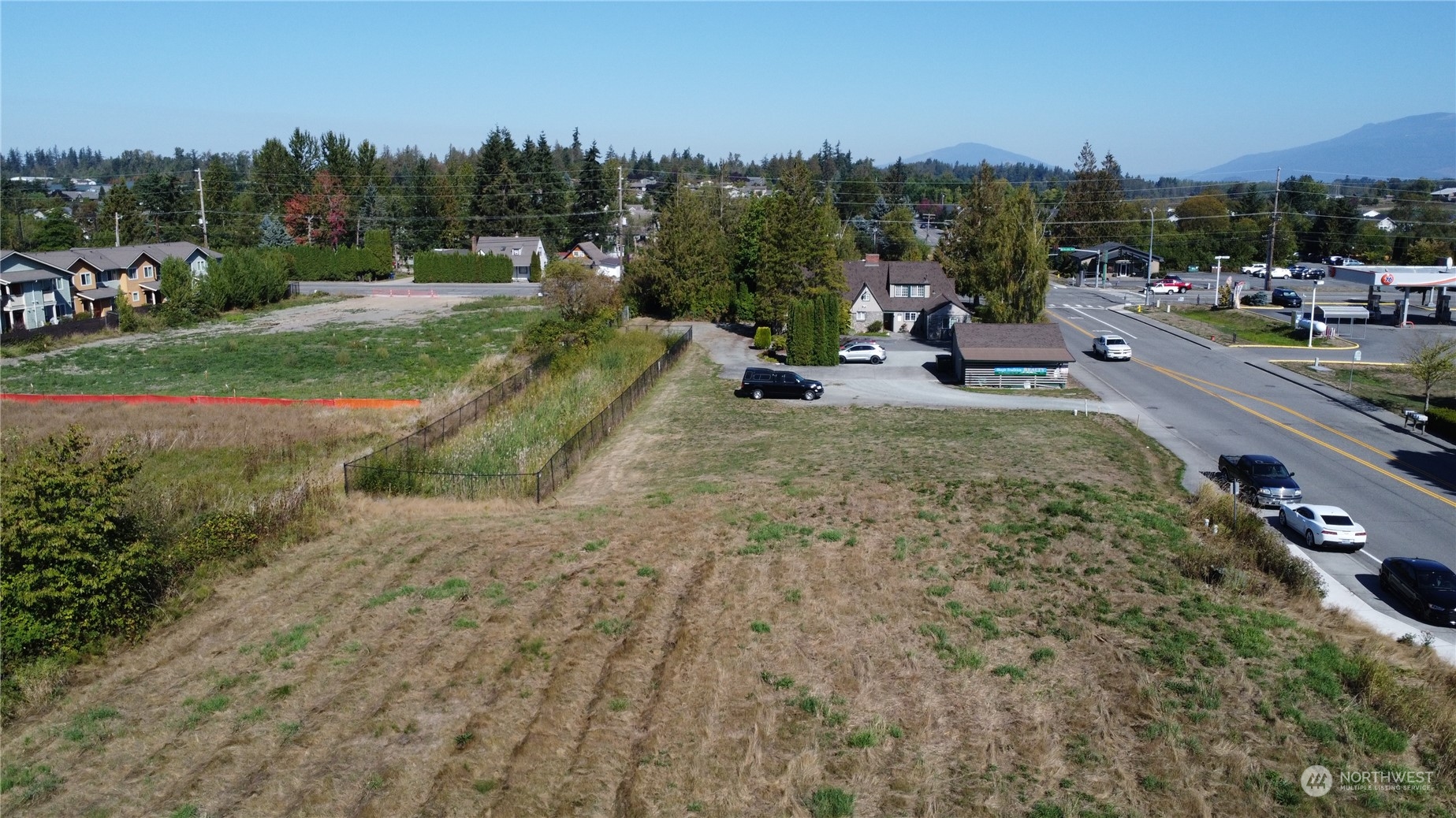 1601 North Waugh Road Mount Vernon, WA 98273 - Photo 11 of 18 Gallery Image 11