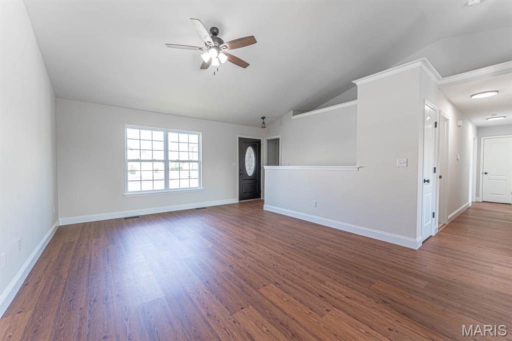 46 Hampton Drive Troy, MO 63379 - Photo 6 of 42