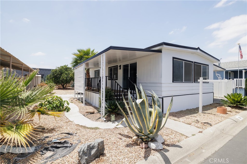 3700 Buchanan Street, Unit 58 Corona, CA 92503 - Photo 4 of 37