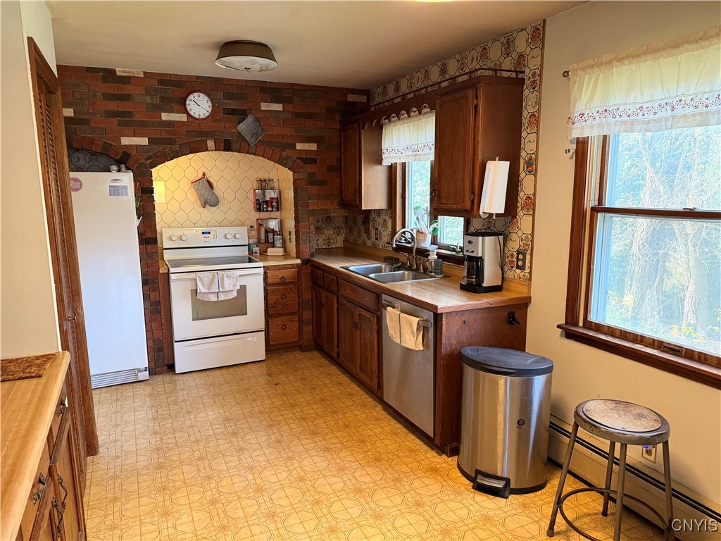 5831 Stokes Lee Center Road Lee, NY 13363 - Photo 3 of 27