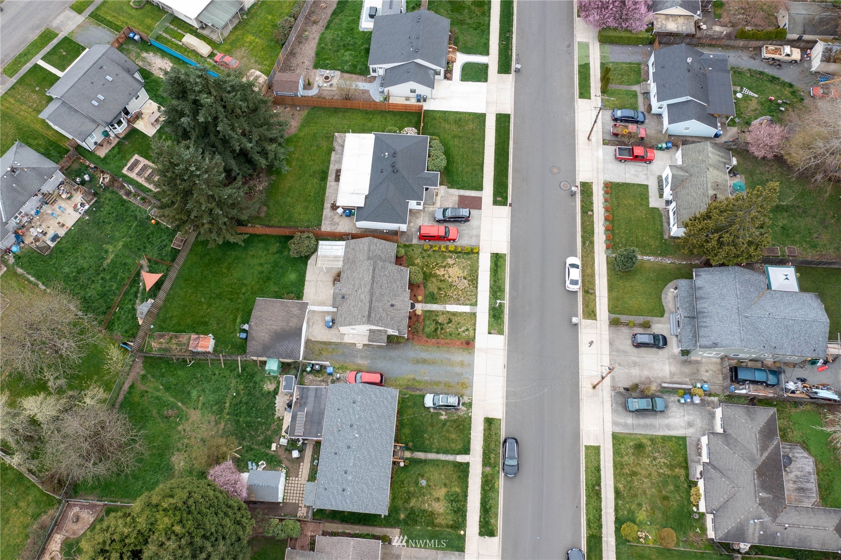 3129 Southeast 5th Street Renton, WA 98058 - Photo 19 of 27 an aerial view of balcony with yard