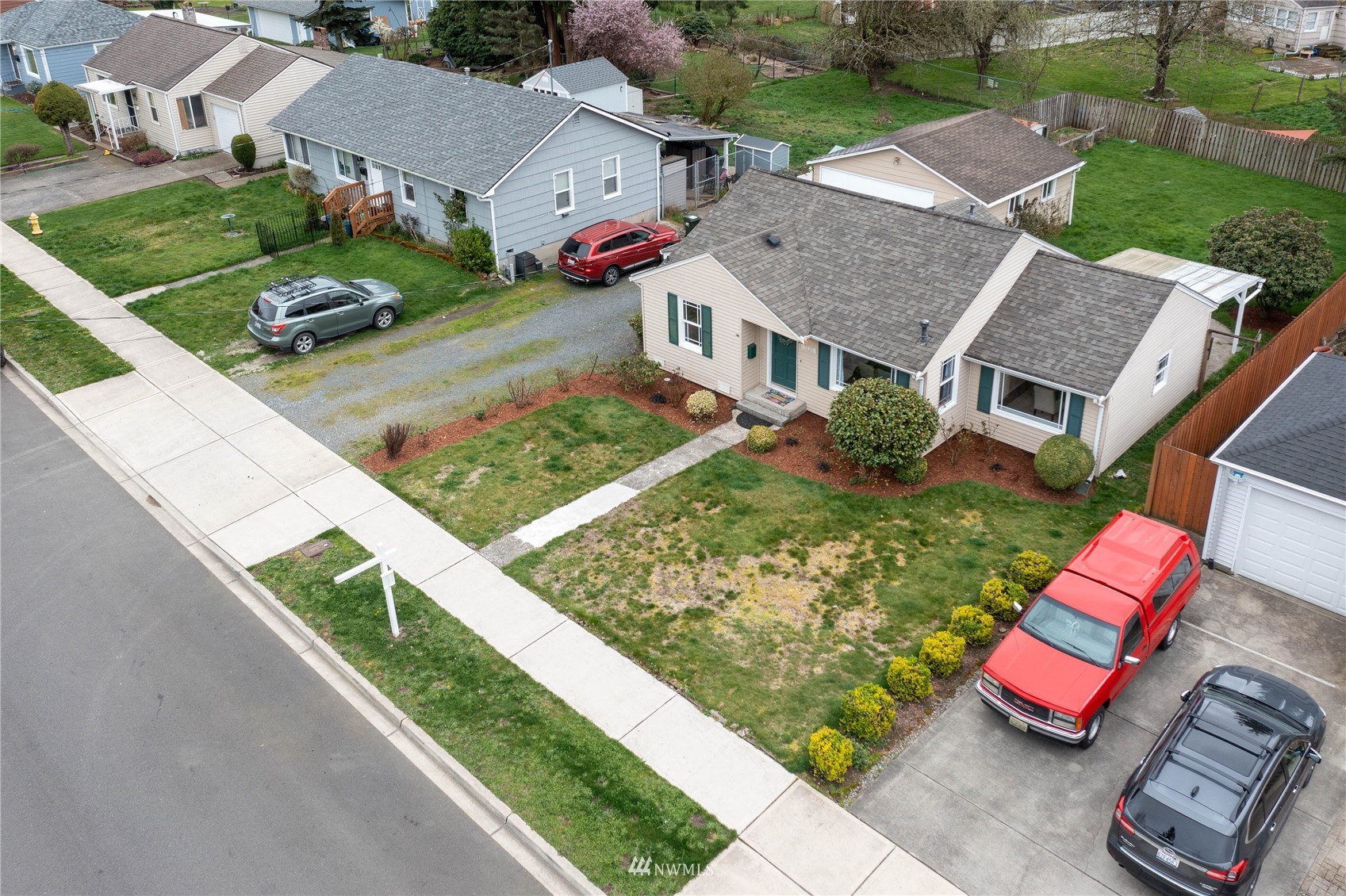 3129 Southeast 5th Street Renton, WA 98058 - Photo 23 of 27 an aerial view of a house with garden