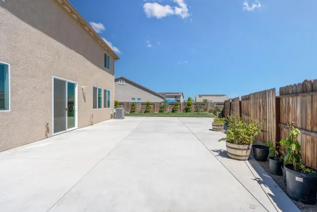$699,900 | 1856 Morro Court, Los Banos, CA 93635