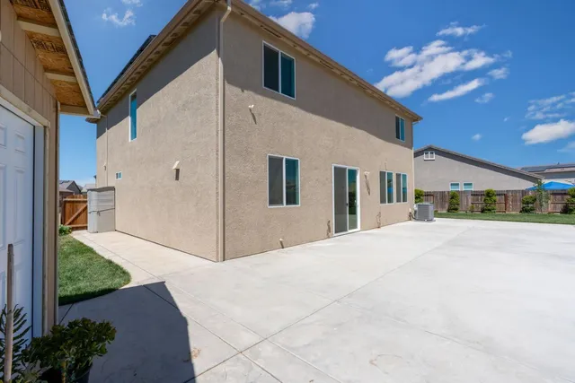 $699,900 | 1856 Morro Court, Los Banos, CA 93635
