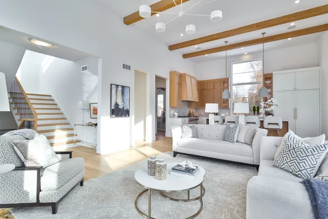 $2,599,000 | 533 Kensington Court, Hinsdale, IL 60521