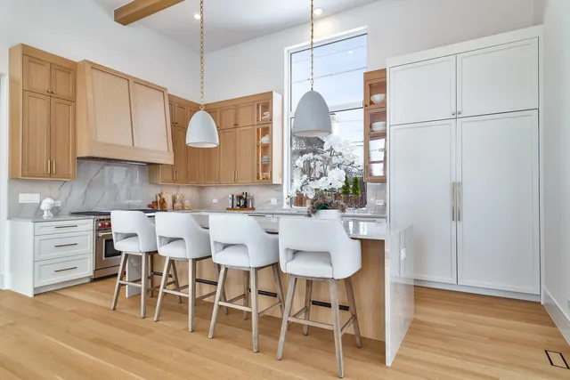 $2,599,000 | 533 Kensington Court, Hinsdale, IL 60521