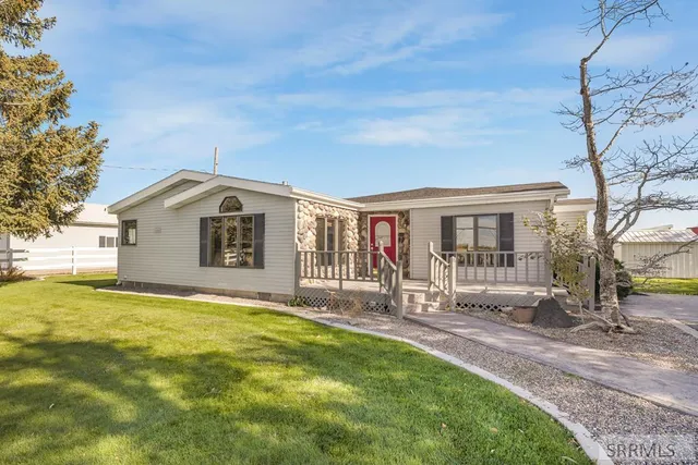 $445,000 | 221 Cottonwood Lane, Blackfoot, ID 83221