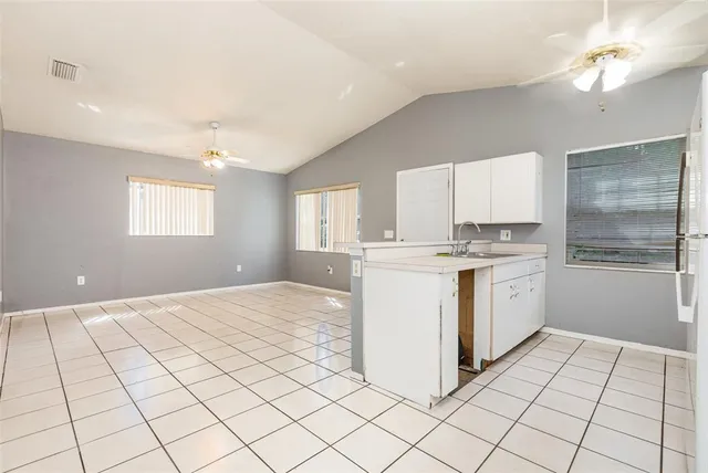 $305,000 | 1107 3rd Street East, Bradenton, FL 34208