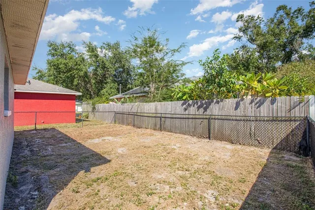 $305,000 | 1107 3rd Street East, Bradenton, FL 34208