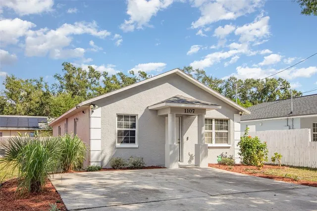 $305,000 | 1107 3rd Street East, Bradenton, FL 34208
