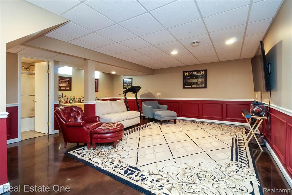 475 Grace Avenue Rochester Hills, MI 48307 - Photo 33 of 58