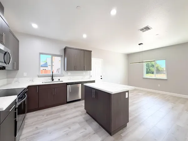 $424,900 | 1519 9th Avenue, Olivehurst, CA 95961
