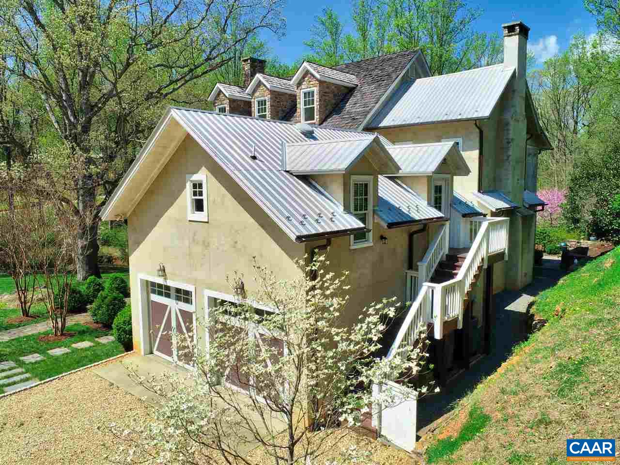 560 Bloomfield Road Charlottesville, VA 22903 - Photo 8 of 45 a aerial view of a house with a yard