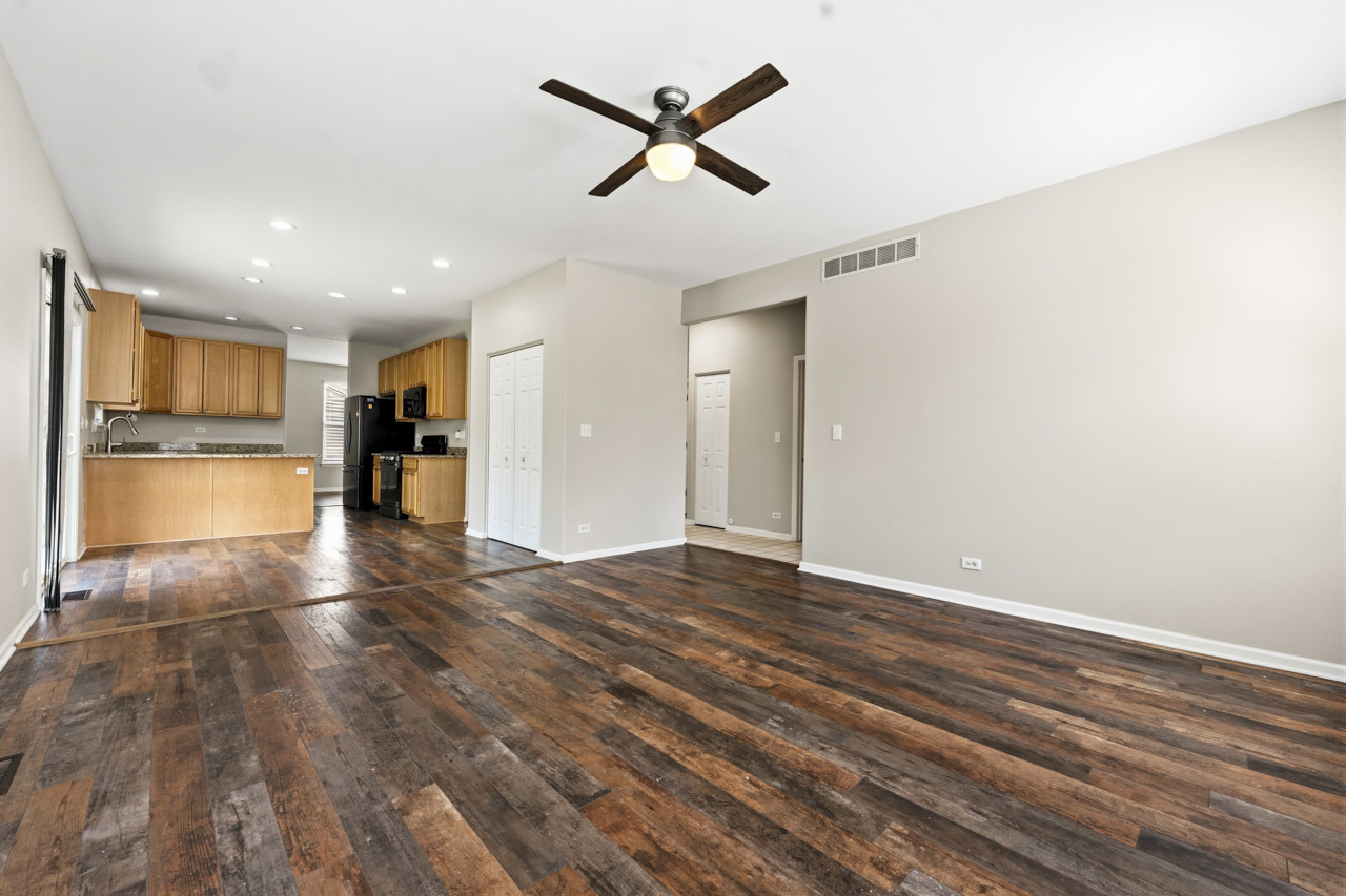 32804 Bending Creek Road Lakemoor, IL 60051 - Photo 19 of 46