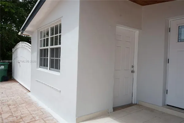 $1,390 | 12455 Southwest 185th Terrace, Unit 1, Miami, FL 33177