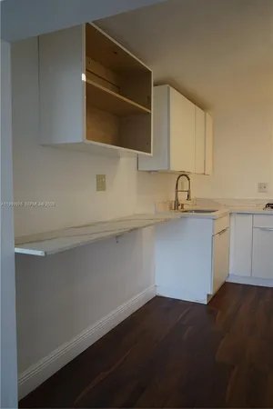 $1,390 | 12455 Southwest 185th Terrace, Unit 1, Miami, FL 33177