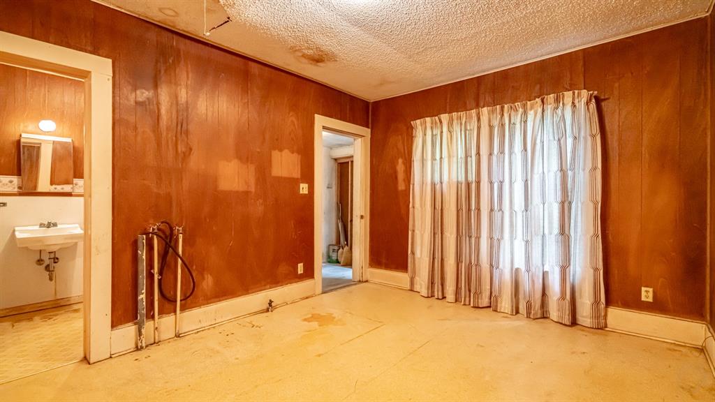 224 Pecan Street Dublin, TX 76446 - Photo 15 of 40