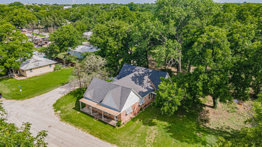 224 Pecan Street Dublin, TX 76446 - Photo 3 of 40