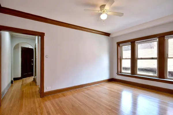 $1,350 | 5900 West Ohio Street, Unit 2, Chicago, IL 60644