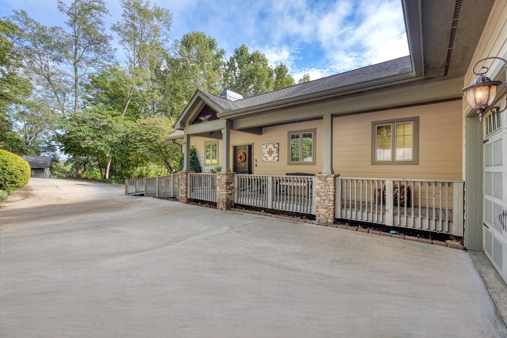 197 Eagles View Road Hayesville, NC 28904 - Photo 10 of 70