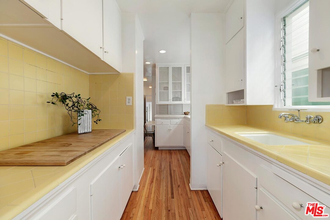 23350 Malibu Colony Road, Unit 109 Malibu, CA 90265 - Photo 11 of 28