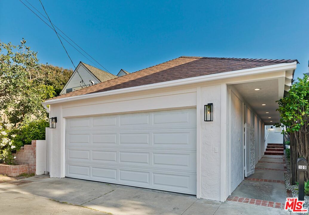23350 Malibu Colony Road, Unit 109 Malibu, CA 90265 - Photo 3 of 28