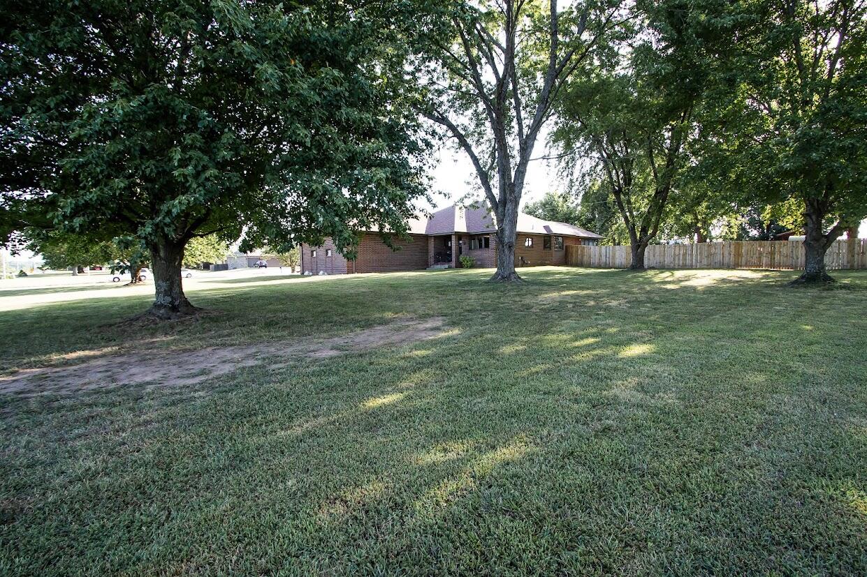 1002 South Hunt Road Willard, MO 65781 - Photo 3 of 55 IMG_2936