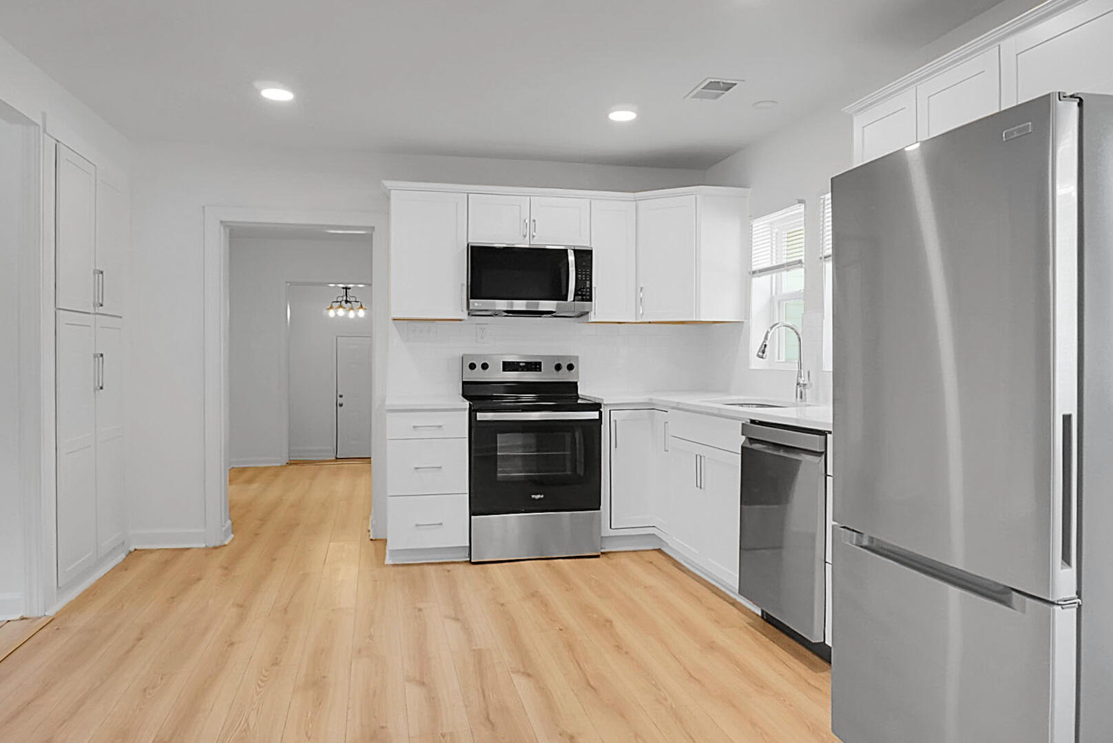 207 Triver Drive Moncks Corner, SC 29461 - Photo 4 of 54 DSC05727