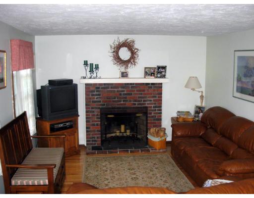 6 Drone Road Walpole, MA 02081 - Photo 3 of 11 Gallery Image 3