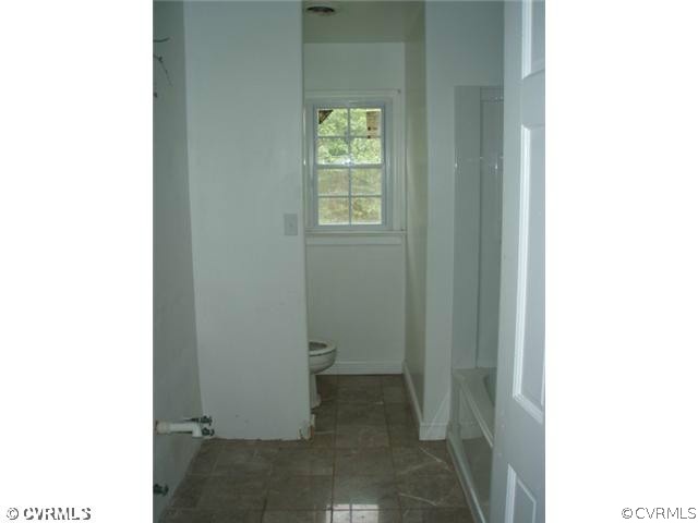 1851 Rabbit Warren Road Manakin-Sabot, VA 23103 - Photo 6 of 7 a view of a hallway
