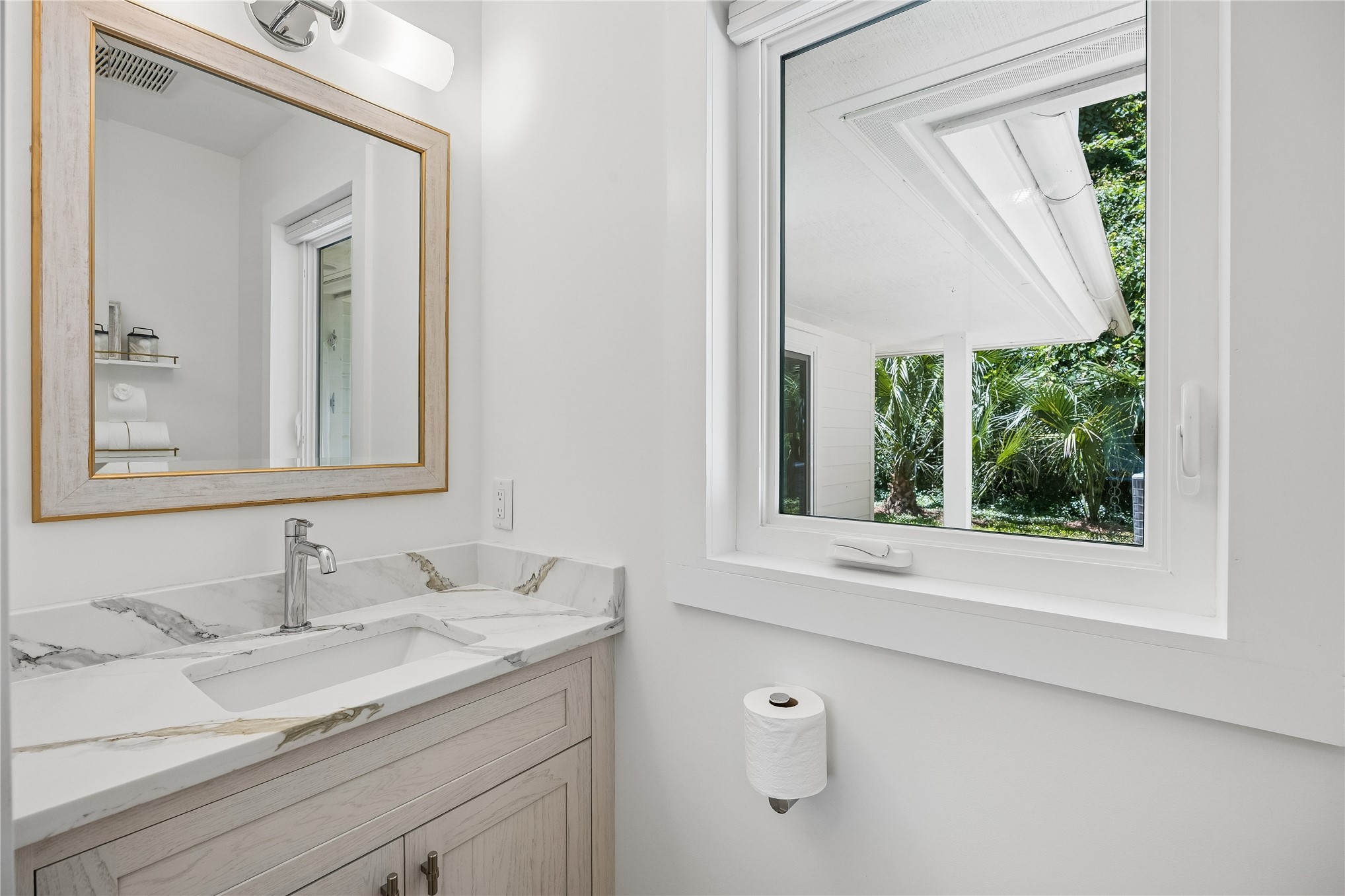 123 Bitternut Road Fernandina Beach, FL 32034 - Photo 33 of 87 Powder room/half bath