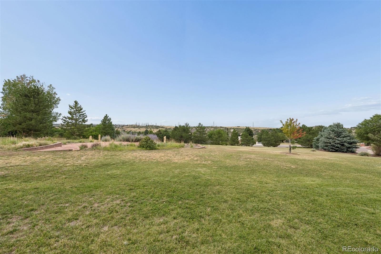 8926 Ridgepointe Way Castle Pines, CO 80108 - Photo 11 of 39 Gallery Image 11