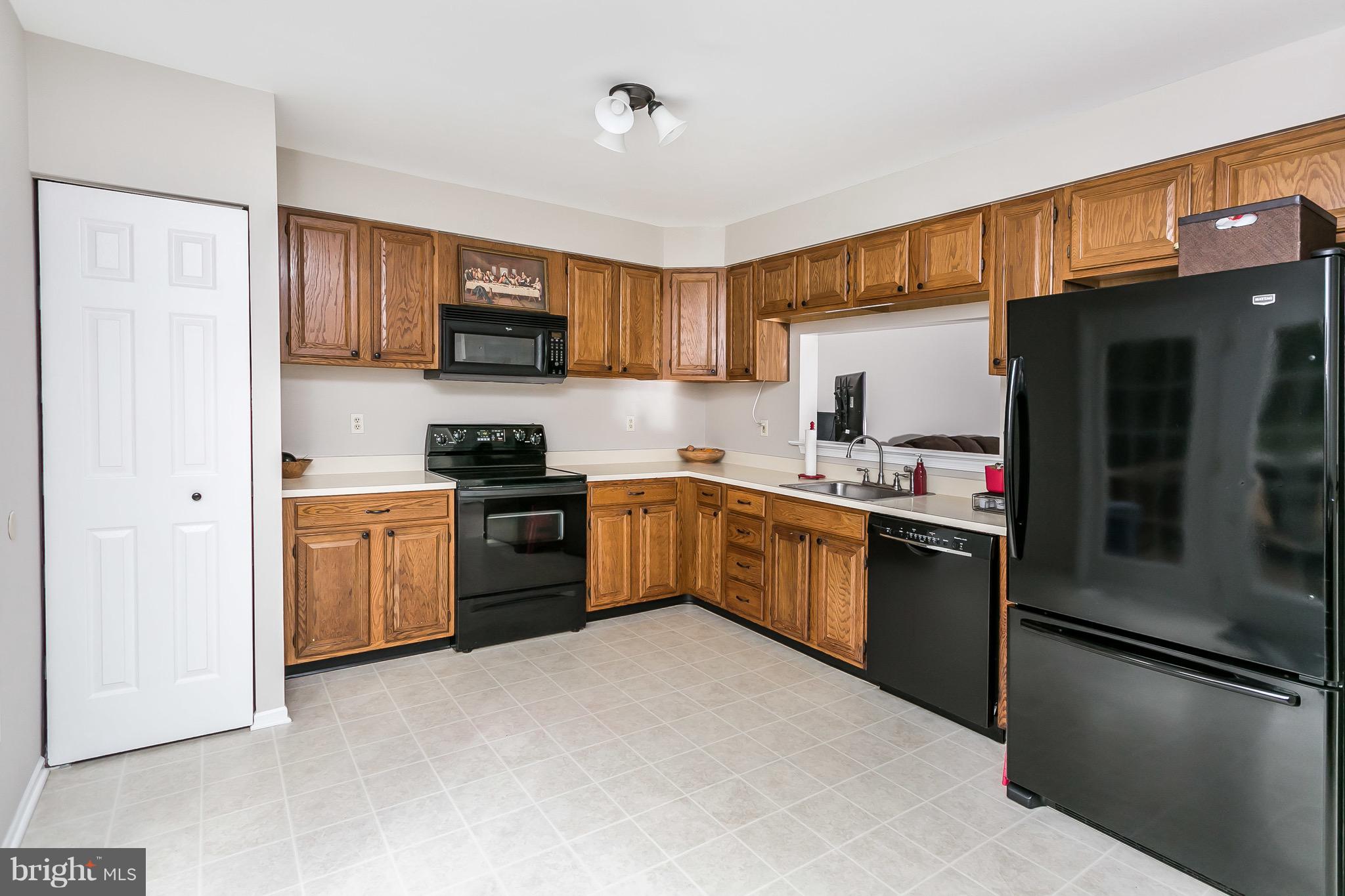 3944 Forest Valley Road Baltimore, MD 21234 - Photo 12 of 43 All appliances convey