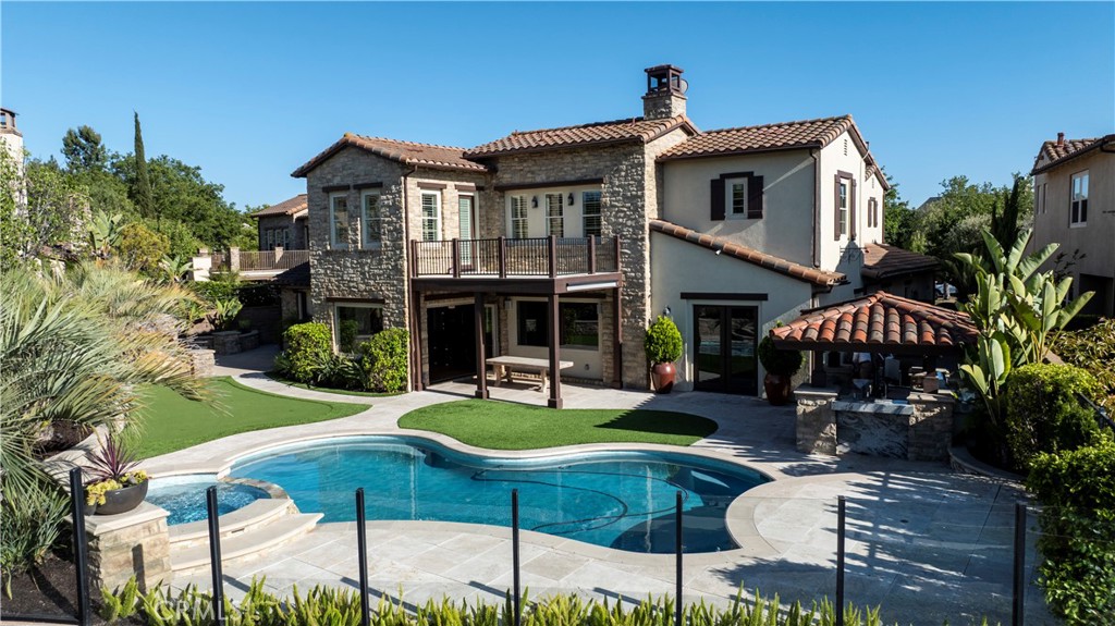 7 Kent Court Ladera Ranch, CA 92694 - Photo 3 of 49 Gallery Image 3