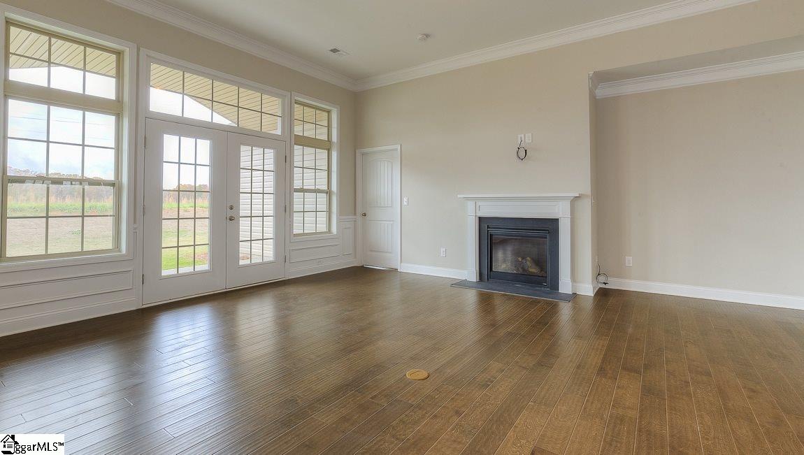 398 Bucklebury Road Greer, SC 29651 - Photo 11 of 36 Gallery Image 11