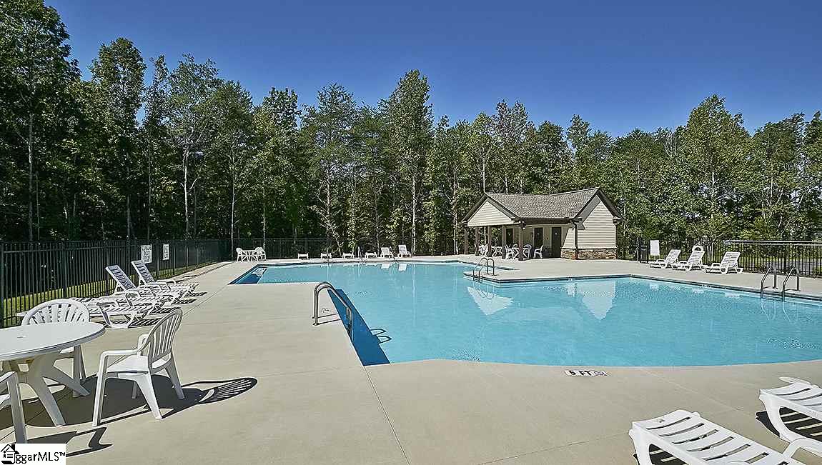 398 Bucklebury Road Greer, SC 29651 - Photo 30 of 36 Gallery Image 30