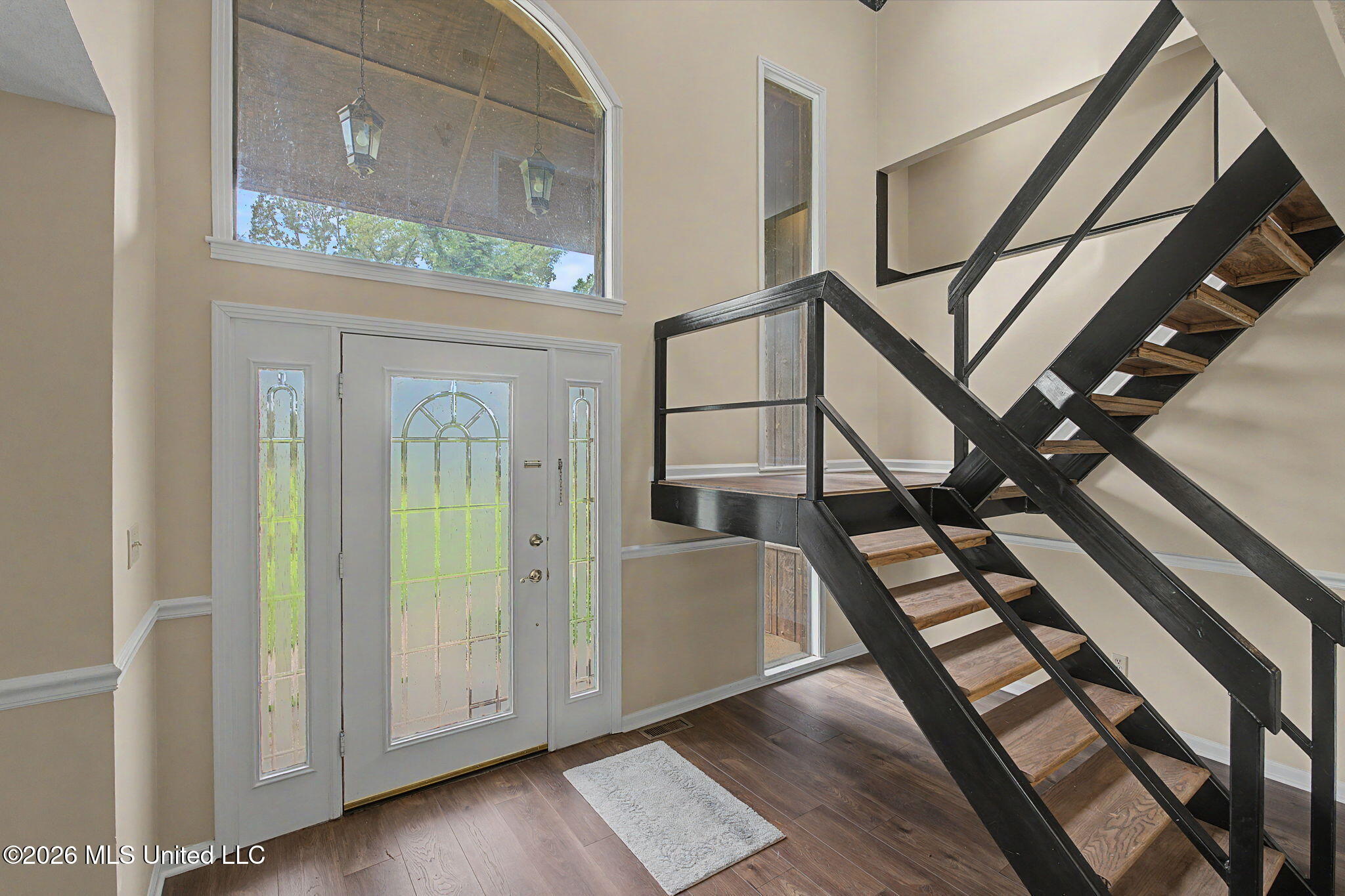 448 Oakley Road Senatobia, MS 38668 - Photo 9 of 61 Stairway