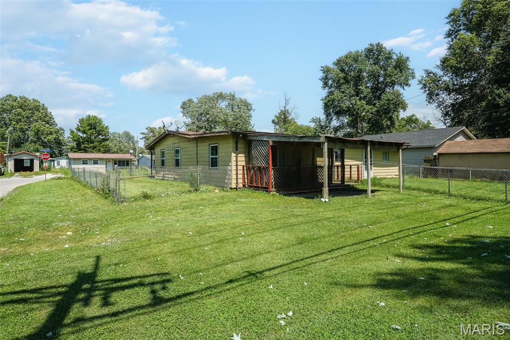 1302 St Raphael Drive East St. Louis, IL 62206 - Photo 23 of 24