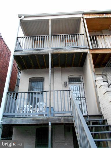 1260 Columbia Road Northwest Washington, DC 20009 - Photo 16 of 19 a view of deck with a chair