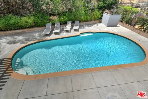 $1,549,000 | 6041 Ellenview Avenue, Woodland Hills, CA 91367