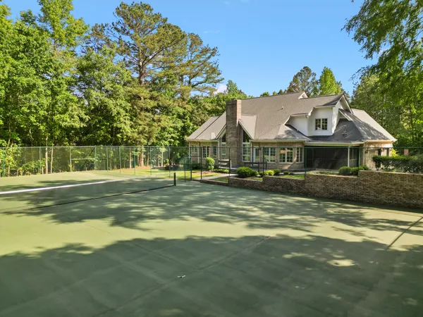 $775,000 | 260 Anatole Lane Northwest, Cleveland, TN 37312