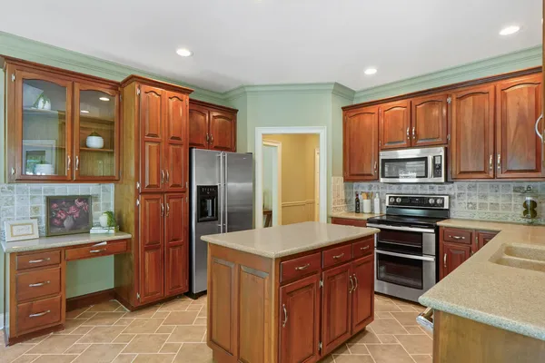 $775,000 | 260 Anatole Lane Northwest, Cleveland, TN 37312