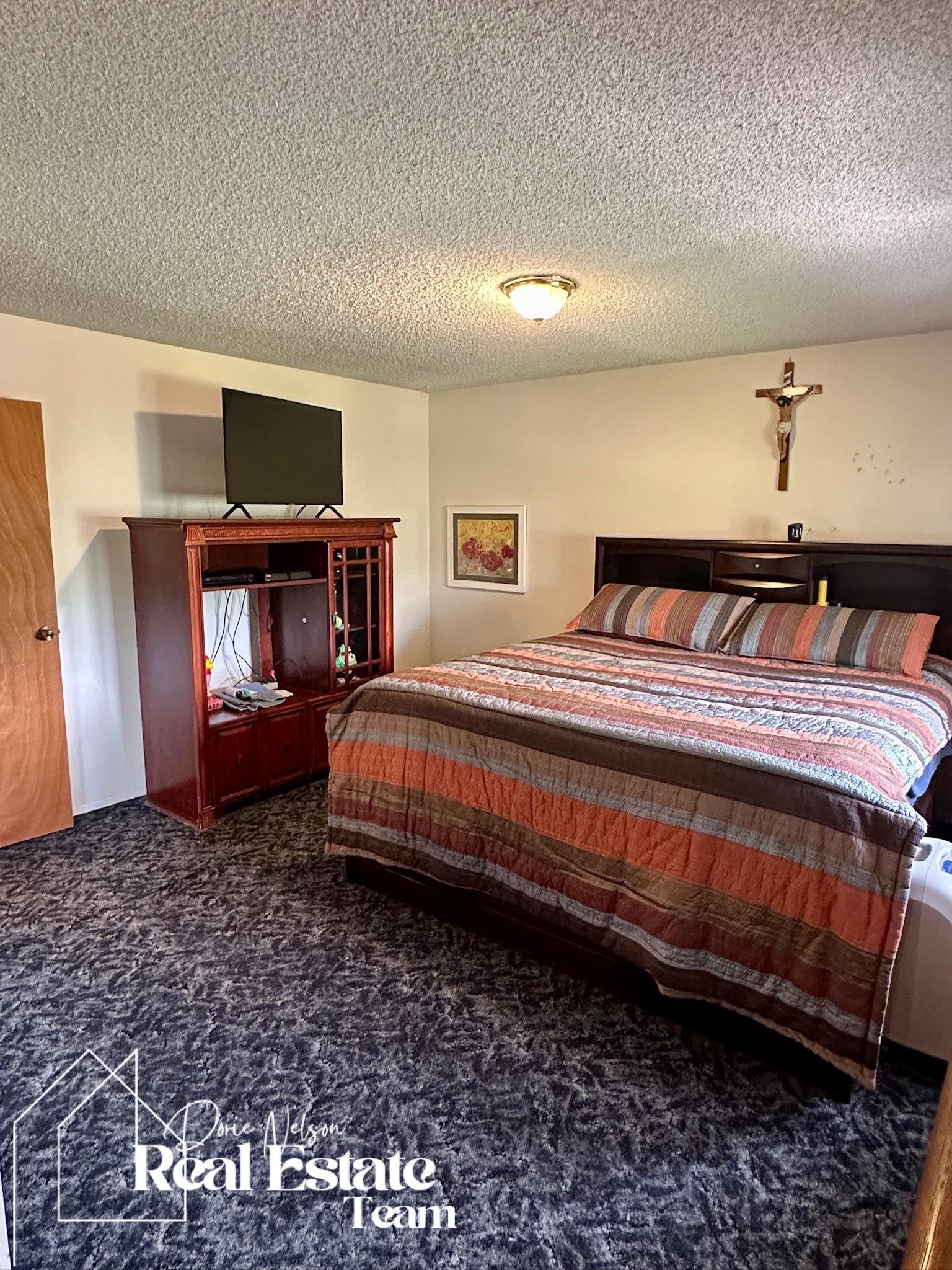 1049 Cardiff Casper, WY 82609 - Photo 15 of 32