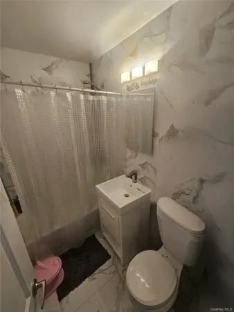 $309,000 | 240 Cozine Avenue, Unit 5B | East New York