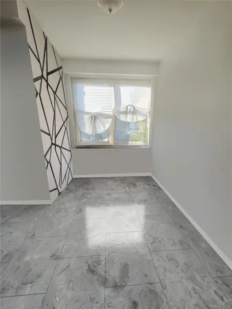 $309,000 | 240 Cozine Avenue, Unit 5B | East New York