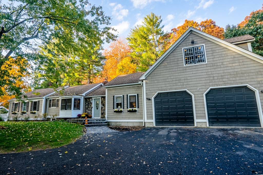 58 Homestead Lane Stow, MA 01775 - Photo 4 of 13 Gallery Image 4